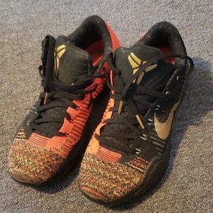 Kobe 10 elite lows christmas